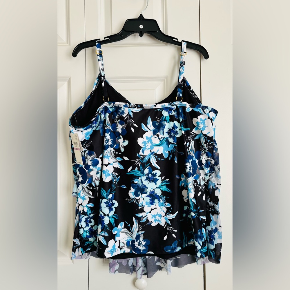 Floral Print Women's Top - Picture 4 of 7